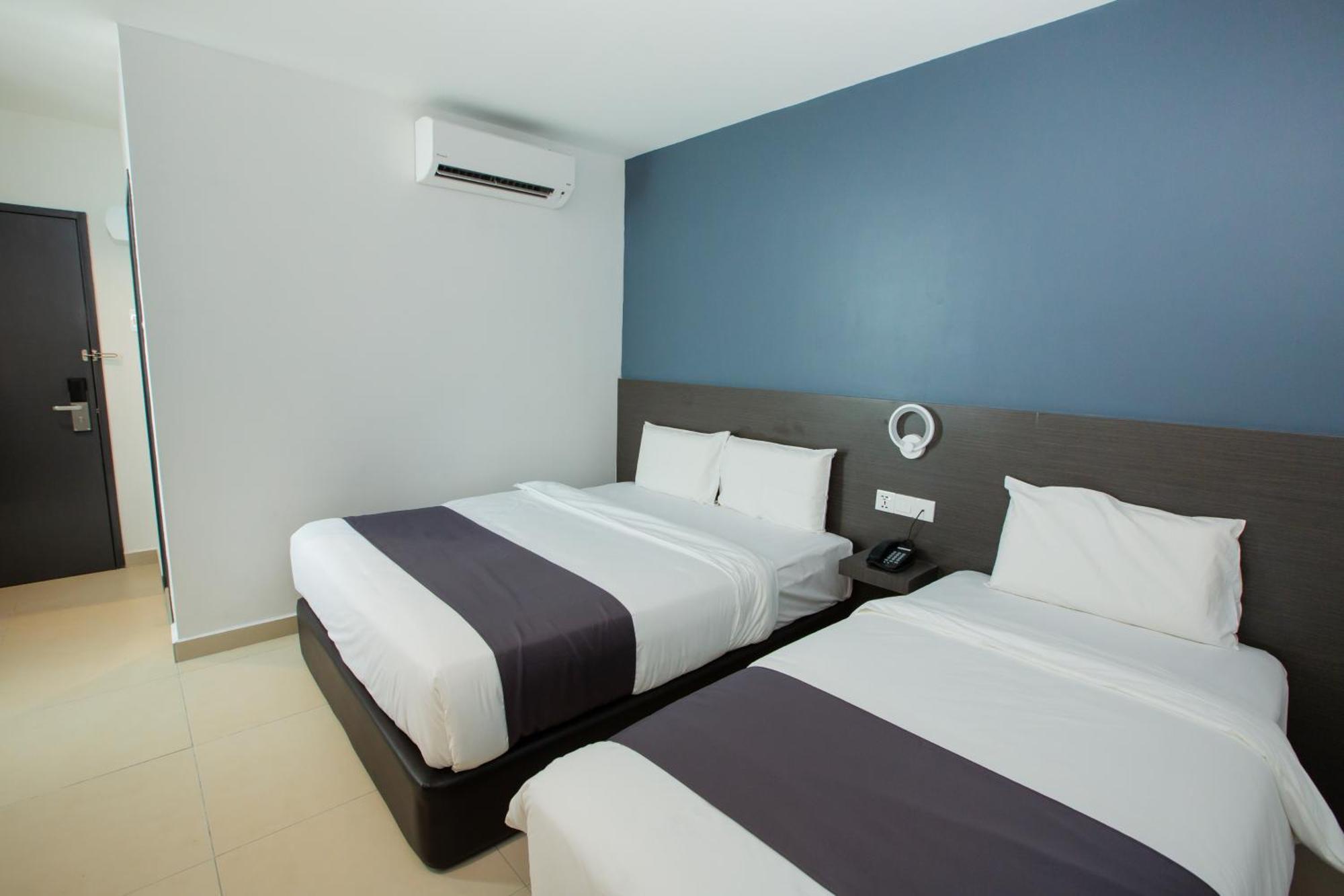 1 Hotel Signature Port Dickson Extérieur photo